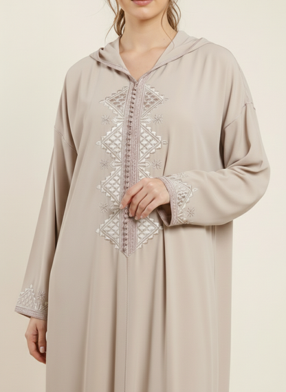 Jellaba en crêpe avec broderie Beige