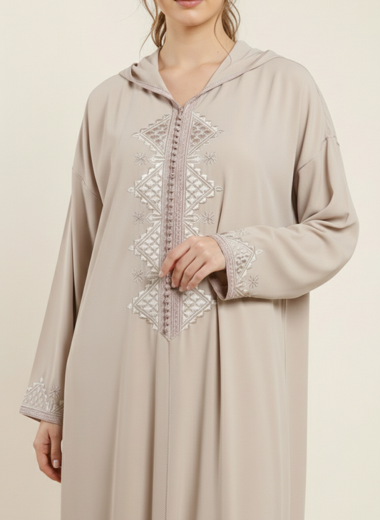 Jellaba en crêpe avec broderie Beige